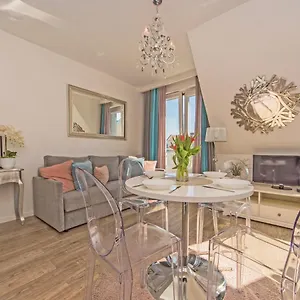 https://apartament-kameralny-65-na-starowce.gdanskhotel.org