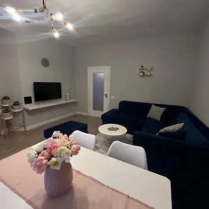 https://central-gem-tirana.albaniahotels.org